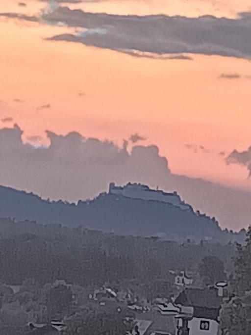 Untersberg Und Festungsblick Daire Puch bei Hallein Dış mekan fotoğraf